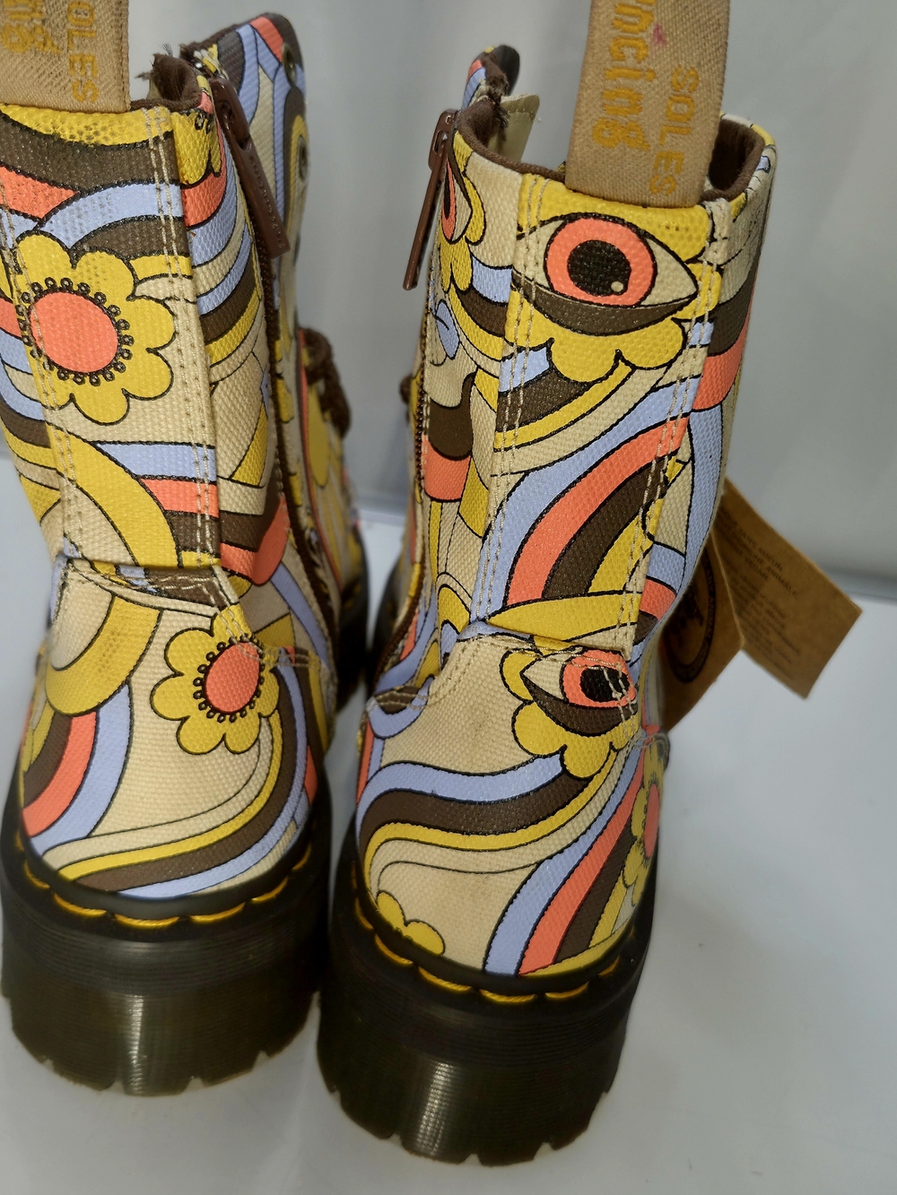 Dr. Martens Floral Psychedelic Yellow Multicolor Lace-Up Boots NWT - Picture 8 of 10
